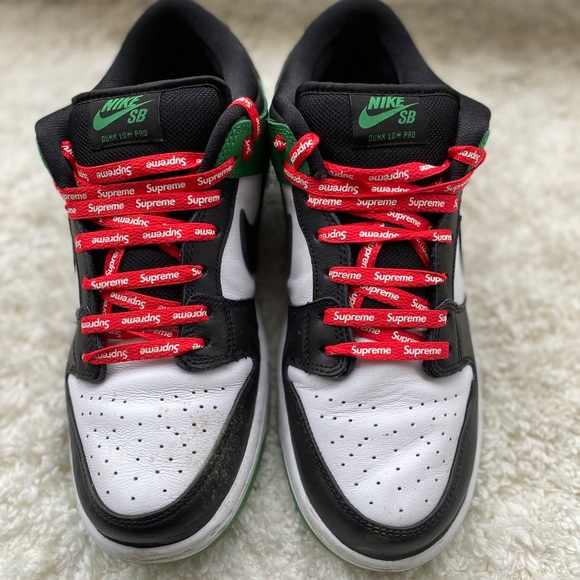 NIKE SB DUNK LOW PRO sneakers arrived in a green ,white and black color. - Picture 4 of 8